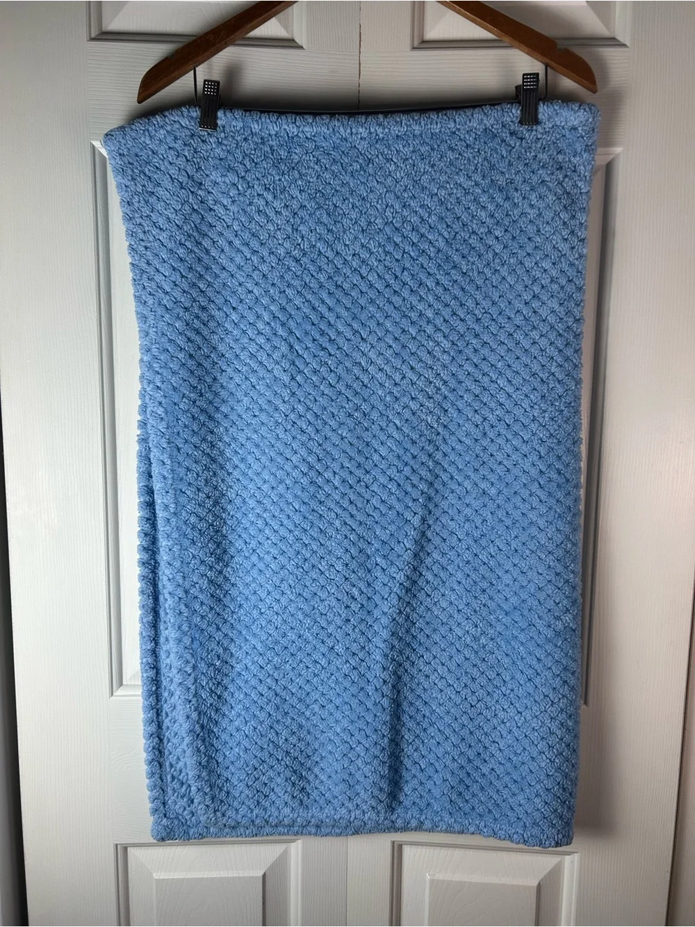 Huddles & Lots of Cuddles Football Baby Blanket Blue Textured Red Stars RN 36753
